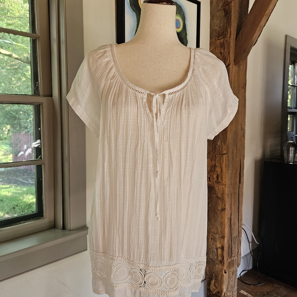 LA Made Cream Short Sleeve Tie Front Blouse